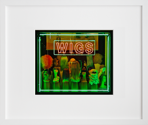 “Wigs” Downtown Boston, MA. Saturday, 9/26/20. 9:34PM (75°)
