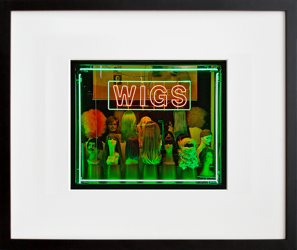 “Wigs” Downtown Boston, MA. Saturday, 9/26/20. 9:34PM (75°)