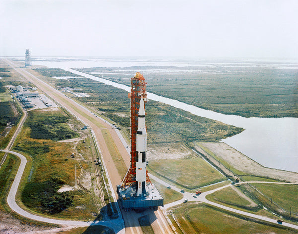S68-49389