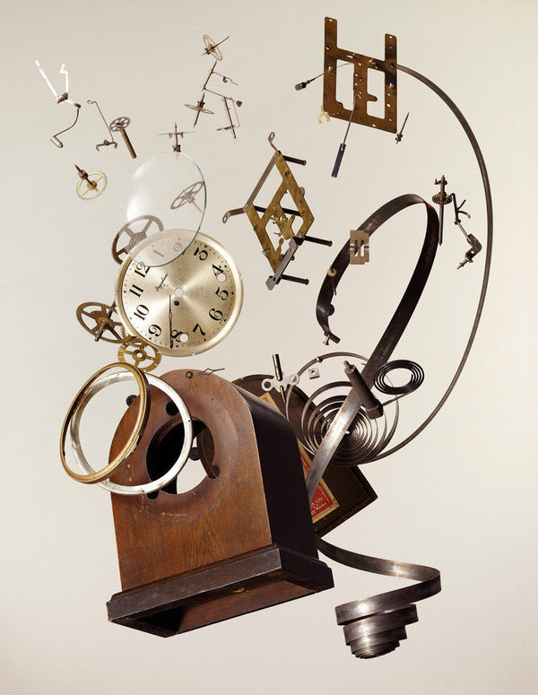 Apart Wind-Up Clock