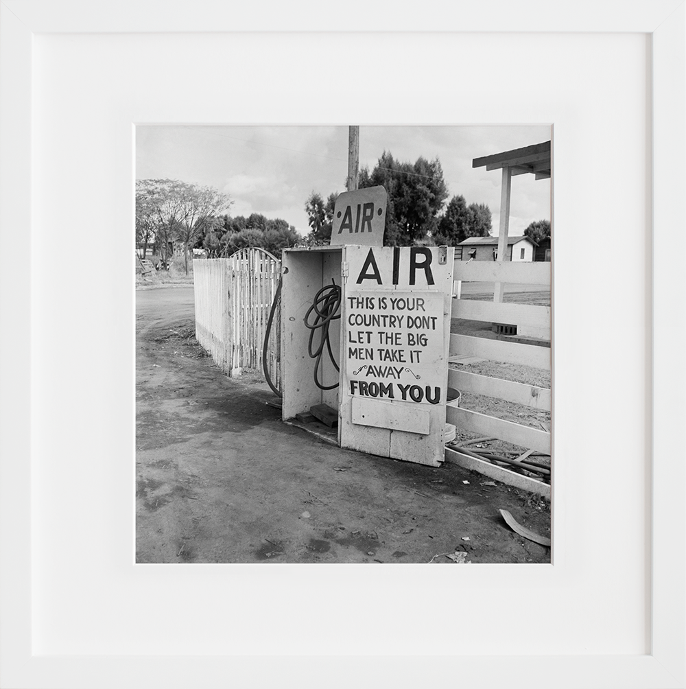 Dorothea Lange's Gas station, Kern County, California