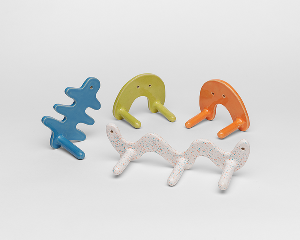 New! Ceramic wall hooks from Julia Elsas 〰️
