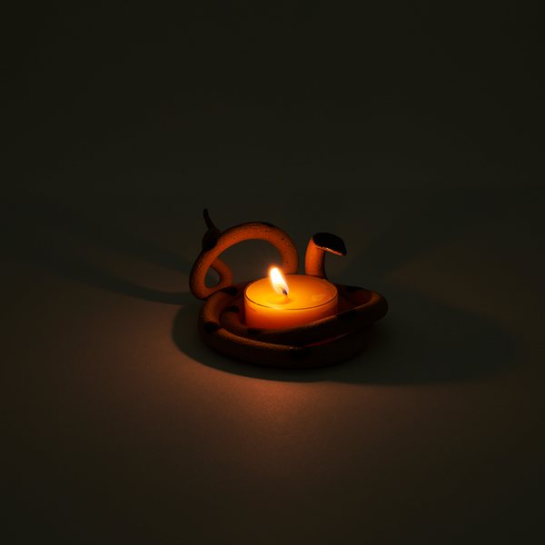 Load image into Gallery viewer, Ceramic Snake Tealight
