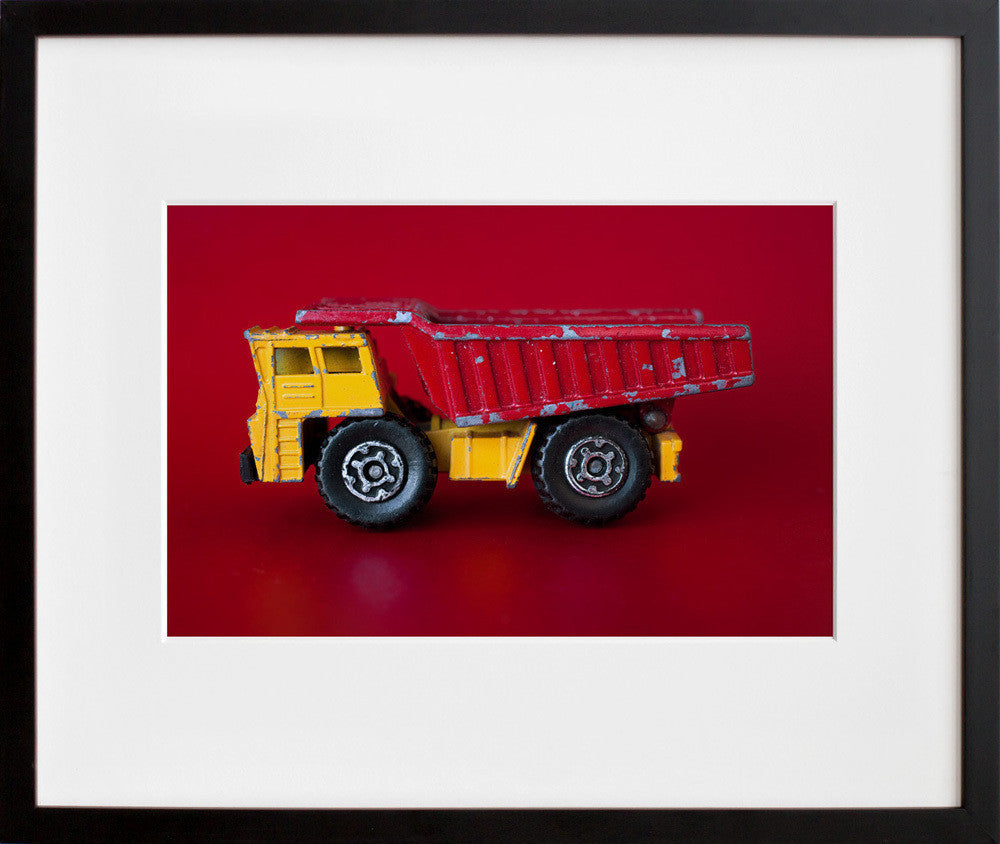 Dump Truck 1989 in a black frame