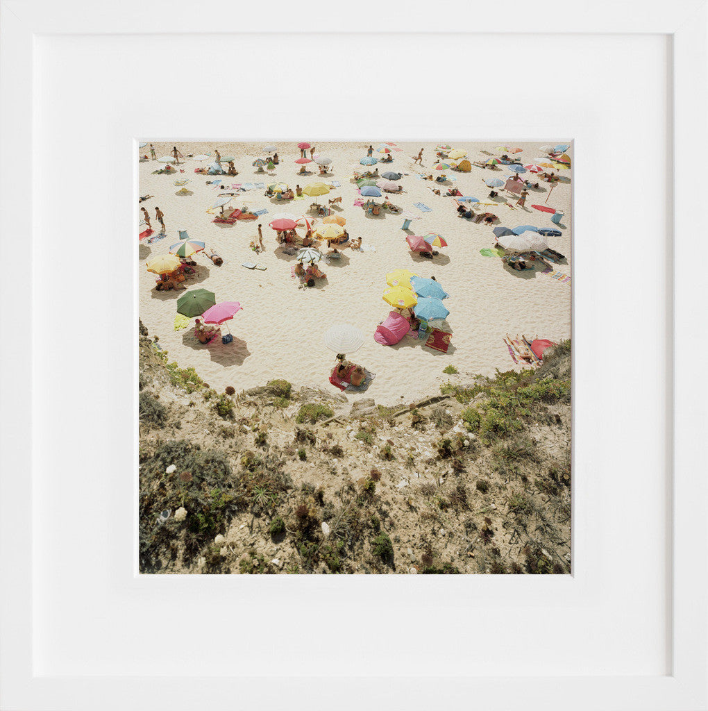 Apres Grande 12 in a white frame